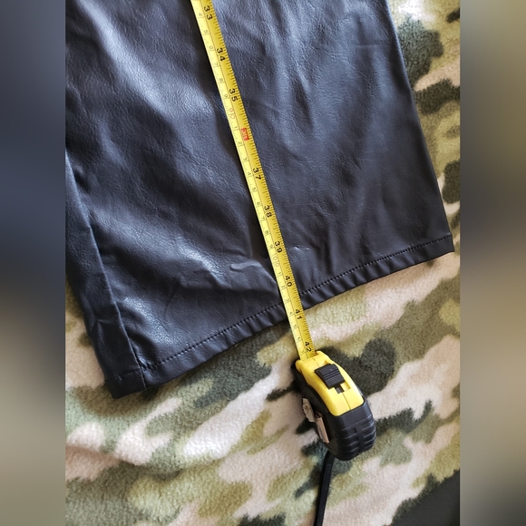 No Boundries Vegan Leather Pants 18W - Picture 9 of 10